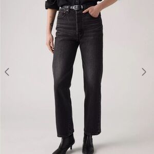 Levi’s ribcage straight leg ankle jeans in black